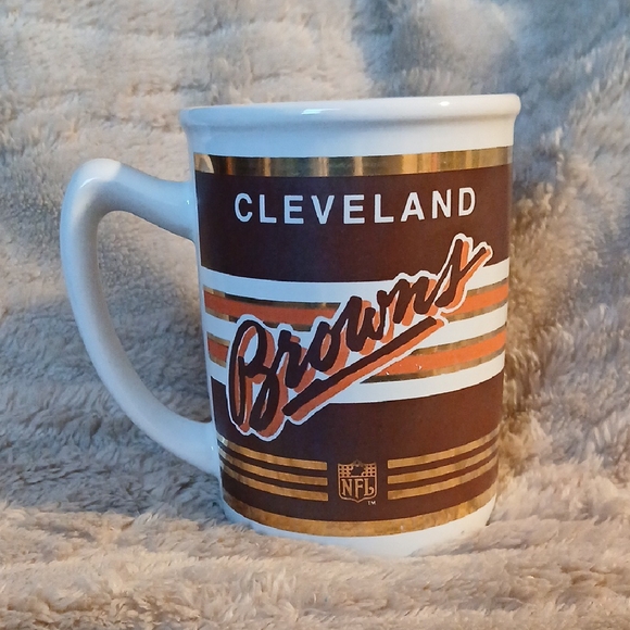 Cleveland Browns White and Brown Mug - Picture 2 of 4